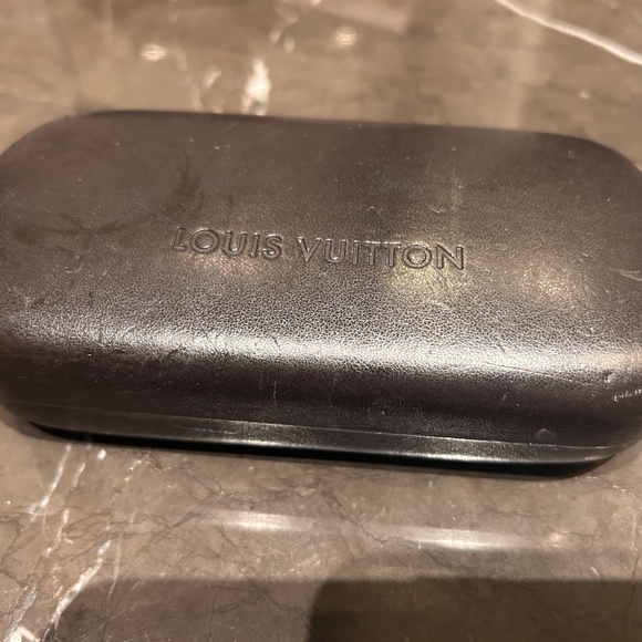Louis Vuitton sunglasses - Picture 8 of 8